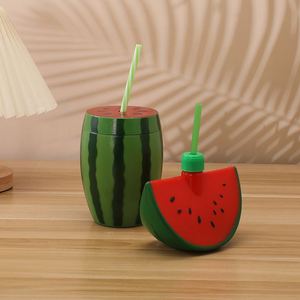 Gobelet en plastique créatif en forme de fruit (pastèque, citron) avec paille, idéal pour les cadeaux - Product Image 1