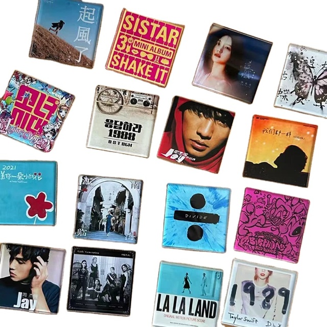 Smart Fashion NFC Magnets or Stickers Custom Design Waterproof NTAG215 Chip for Direct Open Video/Music/Photos & Access Control