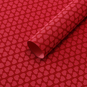 กระดาษห่อดอกไม้วาเลนไทน์ลายหัวใจลูกพีชแบบนูนและเว้า ปี 2026 รุ่น New Love Embossed Packaging Paper - Product Image 6