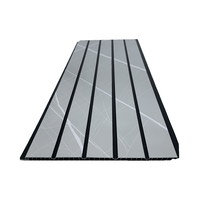 Panneaux muraux décoratifs carrés or noir persienne de plafond Wpc Panneaux cannelés bois pvc Wpc Panneaux muraux intérieurs