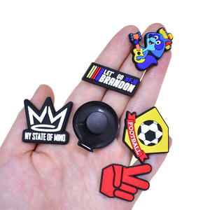 Nueva serie de bolas transfronterizas, decoraciones de zapatos DIY, accesorios suaves de dibujos animados de goma suave con hebilla de agujero de flor al por mayor - Product Image 4