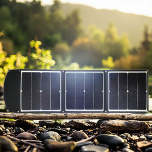 Panneau solaire pliable portable 100W le plus vendu, kit de panneau solaire flexible à chargement mobile <span class=keywords><strong>Longi</strong></span> pour l'extérieur - Product Image 6