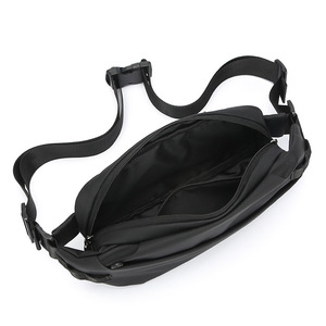 Men's Crossbody Bag Black <b>Large</b> Capacity <b>Chest</b> Bag For Outdoor Running Phone <b>Storage</b> Casual Shoulder Bag - Product Image 4