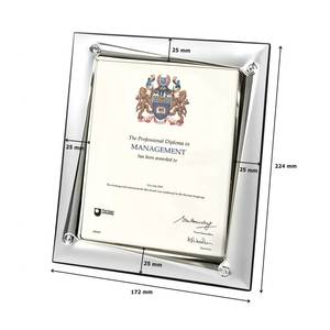 Marco Metálico para Fotos con Papel Pergamino de 130x180 mm para Exhibición de Diplomas - Product Image 2