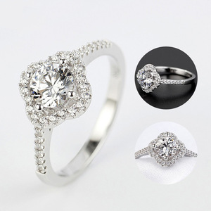F1277 Anello di Fidanzamento da Donna con Diamante Naturale Taglio Brillante Classico e Montatura Halo - Product Image 2