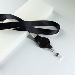 Porte-cartes personnalisé vierge en satin tissé polyester écologique, imprimé sérigraphié, avec cordon de cou rétractable multicolore - Product Image 3