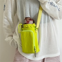 Sac bandoulière étanche en nylon avec fermeture éclair, petit sac de téléphone portable tendance pour femmes et étudiantes, avec porte-parapluie et porte-bouteille d'eau