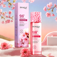 Tonique à la levure de fleurs de cerisier hydratant et nourrissant en profondeur la peau, à base d'extrait naturel et biologique de fleurs de cerisier