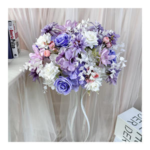 Arreglo de Rosas Artificiales Romántico en Gris, Morado y Blanco, Centro de Mesa Hecho a Mano para Cumpleaños, Centro de Mesa para Bodas - Product Image 2