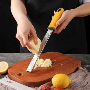 Outil de cuisine en acier inoxydable 304, râpe à aliments, zester à citron, râpe à fruits et agrumes, coupe-légumes avec brosse - Product Image 5