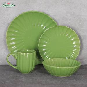 Platos de cena de cerámica en relieve de grado comercial-Restaurante de color sólido apilable - Product Image 1