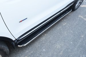 Aftermarket Deepal S05 S07 Newmamba Car Side Step <b>Black</b> Aluminum and Silver Stainless Steel Surface - Product Image 3