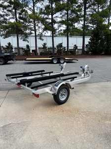 <span class=keywords><strong>Remorque</strong></span> compacte <span class=keywords><strong>pour</strong></span> deux <span class=keywords><strong>jet</strong></span>-skis de 4,2 m, design exclusif sélectionné, avec support de roues inférieur - Product Image 5