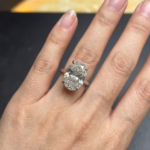 Bague de Mariage en Platine Premium pour Femme, Design Minimaliste Élégant avec Diamant Brillant - Product Image 6