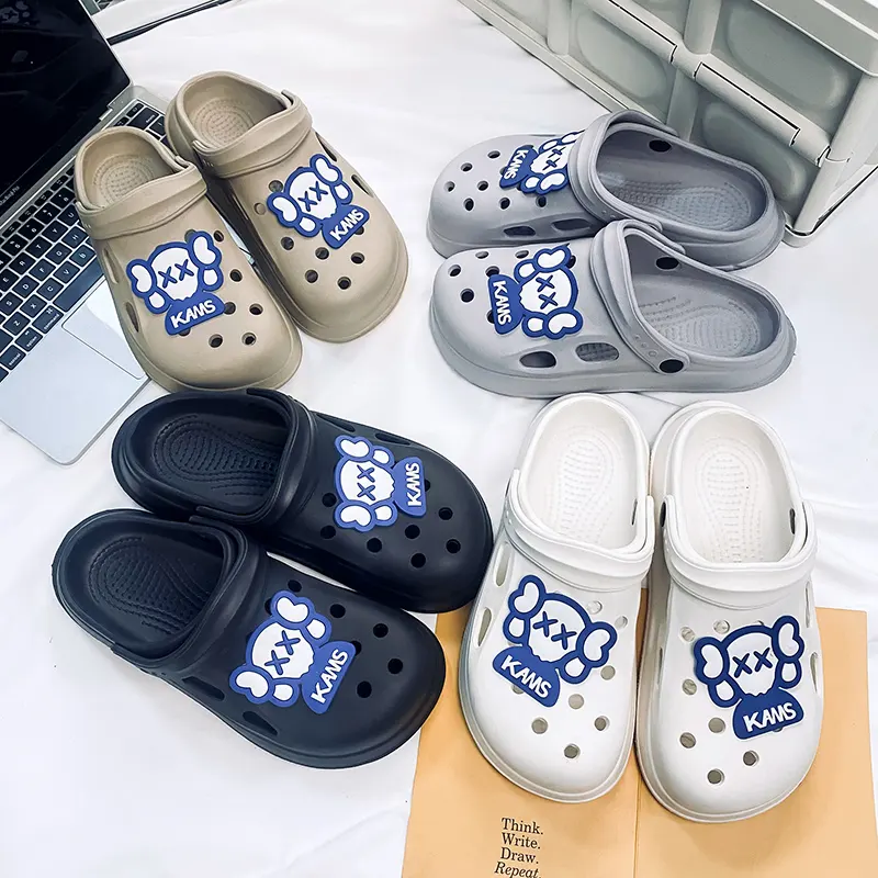 2023 Fashion customized LOGO pattern slippers Summer Clogs Men Sport Male Garden Clogs Shoes Slippers Sandals