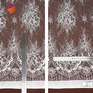 Tissu <span class=keywords><strong>de</strong></span> dentelle en tulle brodé blanc pour mariée, tissu <span class=keywords><strong>de</strong></span> dentelle à <span class=keywords><strong>cils</strong></span> 3M, dentelle Chantilly française à <span class=keywords><strong>cils</strong></span> pour mariage - Product Image 5