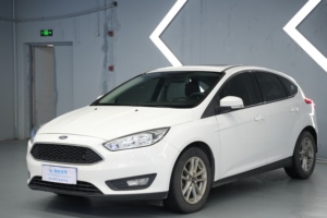 <span class=keywords><strong>Ford</strong></span> <span class=keywords><strong>Focus</strong></span> 2018 Sedan Classic 1.6L Automatica Edizione Trend Smart Euro <span class=keywords><strong>V</strong></span> Emissioni 100-150 CV 5 Posti - Product Image 2