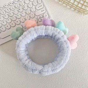 Ensemble bandeau et bracelet en peluche en forme de cœur pour femme, anti-humidité, pour le lavage du visage et le maintien des cheveux - Souvenir touristique - Product Image 2