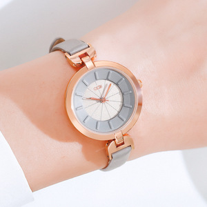 New fashionable and best-selling waterproof women's watch with a retro style large dial and thin strap - Product Image 3