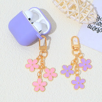 Porte-clés et pendentif de sac double face en alliage de zinc, motif fleur goutte d'huile, mignon et tendance, avec logo personnalisé, étanche et léger