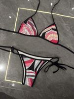 Set Bikini 3-Piece Wanita Musim Panas 2026 Desainer Seksi dengan Detail Pinggang, V-Neck, Spandex/Polyester, Pakaian Pantai, Syal Besar, Mewah
