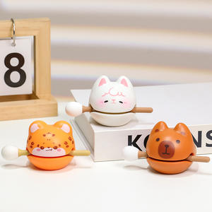 1 Frapper Station de bureau sans souci Décoration Chat Mignon Cadeau d'anniversaire Dauphin Bonne chance Petit poisson en bois - Product Image 1
