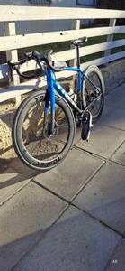 TOSEEK Vente en gros usine Jantes de vélo de route en fibre de carbone 700c, profondeur 38/50/58mm, pour frein à <span class=keywords><strong>disque</strong></span>, Tubeless, légères, course, OEM ODM - Product Image 2