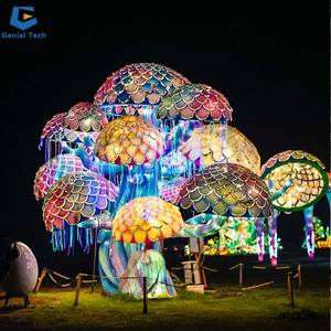 Lanterne en soie en forme <span class=keywords><strong>de</strong></span> <span class=keywords><strong>fleur</strong></span> <span class=keywords><strong>de</strong></span> <span class=keywords><strong>lotus</strong></span> CCFL25 pour la décoration extérieure <span class=keywords><strong>de</strong></span> la fête <span class=keywords><strong>de</strong></span> la mi-automne, en vente - Product Image 2