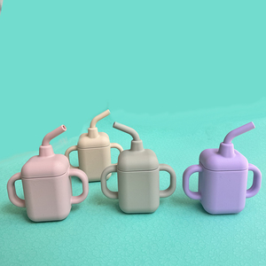 Nuevo Vaso Infantil con Pajita y Tapa, Diseño Rectangular, Libre de BPA, Precio de Fábrica, Vaso Portátil para Bebés, Disponible en Stock - Product Image 1