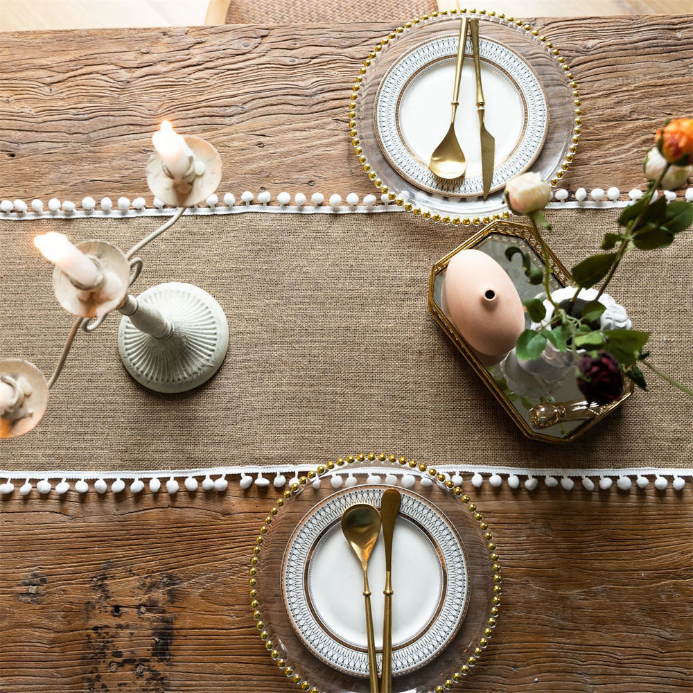 Salas de estar, jantar, tv, bate papo e varanda decoradas com cor fendi e  elementos madeirados! - Decor Salteado, image size:1000x1000