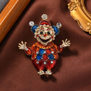 2026レトロエナメルピエロブローチ女性のファッションジュエリーラインストーンブローチピン誇張された性格ホリデーチェスト花ギフト - Product Image 3