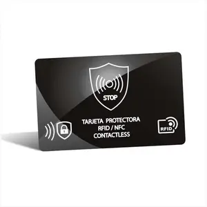 بطاقة الائتمان IC المعدنية ذات التعرف RFID المخصص للقضاء الفعال على السرقة، والمعلومات البنكية، وبطاقة واقية من PVC