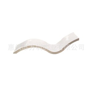 Chaise de plage en fibre de verre en forme de S, chaise longue d'extérieur pour piscine, design contemporain, dossier solide et durable, non pliable, utilisation sur sol dur - Product Image 4
