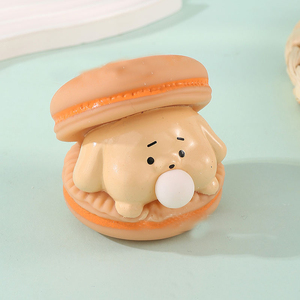 Jouet créatif en forme de macaron pour enfants, durable, portable, en caoutchouc, qui souffle des bulles, décoration de bureau et fonction anti-stress - Product Image 2