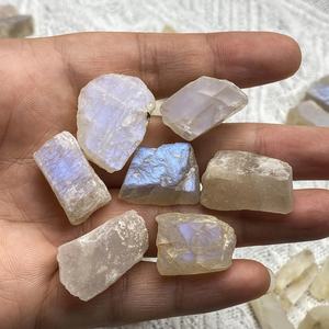 Piedra Lunar Azul Natural Brillante al por Mayor para Decoración del Hogar, Difusores, Fabricación de Joyas y Regalos Únicos para Fiestas - Product Image 2