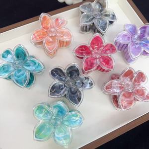 Pinza de Pelo con Flecos Dorados y Rosas en Forma de Flor de Frangipani <span class=keywords><strong>para</strong></span> la Parte Posterior de la Cabeza, Pinzas de Garra <span class=keywords><strong>para</strong></span> <span class=keywords><strong>el</strong></span> Cabello <span class=keywords><strong>para</strong></span> Mujer - Product Image 3