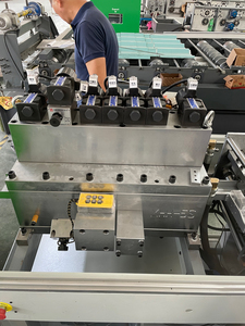 เครื่องขึ้นรูปโครงสร้างเหล็กเบาแบบโมดูลาร์อัตโนมัติ <span class=keywords><strong>LGS</strong></span> พร้อมระบบ PLC เกียร์ เครื่องยนต์ และมอเตอร์ - Product Image 4