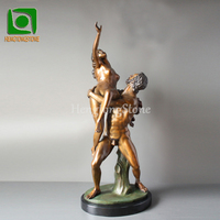 Statues romantiques de couple en bronze nu s'embrassant