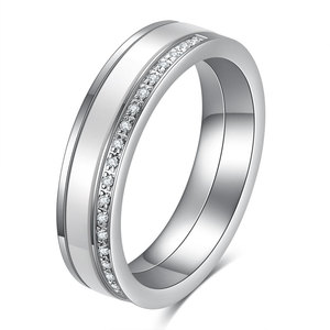 Bague en céramique blanche et noire, 5,5 mm, sertie de diamants ronds, forme géométrique, unisexe, à porter au quotidien - Product Image 2
