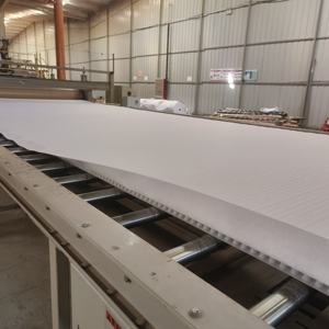 Membrane alvéolée géocomposite avec sous-couche <span class=keywords><strong>géotextile</strong></span> pour <span class=keywords><strong>drainage</strong></span> des murs, anti-corrosion - Product Image 2