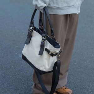 Bolso de Mano de Lona de Algodón Elegante, Duradero y Ecológico, Bolsos Tote para Mujer con Detalles Metálicos y Herrajes para Viaje - Product Image 4