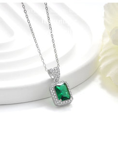 Classique Sterling Silver Rectangulaire Vert Gem Pendentif Cubique Zircone Glacé Carré Laboratoire Planté <span class=keywords><strong>Émeraude</strong></span> Pendentif Collier - Product Image 3