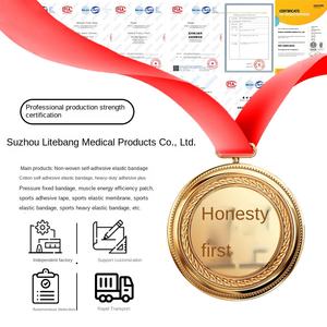 Fasciatura sportiva autoadesiva personalizzata da 10cm Non tessuta facile da strappare la luce di protezione impermeabile fluorescente elastico - Product Image 4