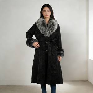 <span class=keywords><strong>Cappotto</strong></span> Lungo da <span class=keywords><strong>Donna</strong></span> in Finta Pelliccia di Visone <span class=keywords><strong>con</strong></span> Stampa Leopardata, Colletto in Finta Chinchilla e Cintura - Product Image 3