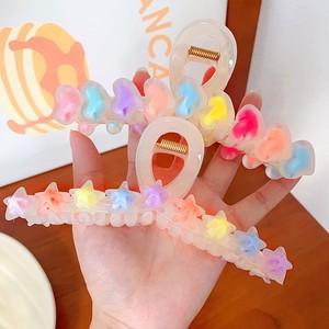 Pinzas de Pelo de Plástico con Forma de Corazón, Pinzas de Garra Goody, Color de Moda, Estilo Coreano, 13 cm - Product Image 2