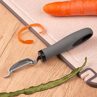 RVS draaibare schilmes met rechte handgreep, ergonomische keukenhulp voor groenten en fruit, geschikt voor thuisgebruik, groothandel