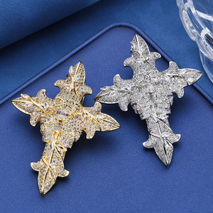 Pendentif Croix Crâne Moissanite VVS, Breloque Squelette en Argent Sterling 925, Style Hip Hop Bling Sombre, Certifié GRA, Testé au Diamant - Product Image 3