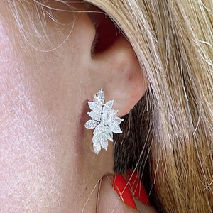 Eleganti Orecchini a Perno Geometrici a Forma di Marquise, Gioielli di Lusso per Donne, Accessorio Regalo per Abiti da Sera e Feste - Product Image 2