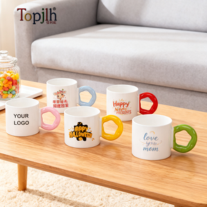 Taza de cerámica en blanco de sublimación Topjlh de 240ml con mango colorido vibrante taza de té de café navideño festivo para <span class=keywords><strong>regalos</strong></span> <span class=keywords><strong>personalizados</strong></span> - Product Image 2