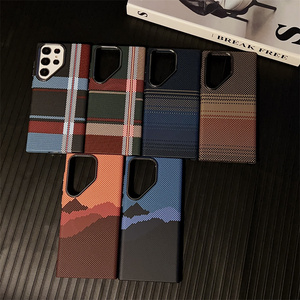 Pour <span class=keywords><strong>Samsung</strong></span> S25 5g S24 S23 <span class=keywords><strong>S22</strong></span> Plus Ultra Mince Texture En Fiber De Carbone Magnétique Sans Fil Charge Peau Sensation Dur Téléphone étui - Product Image 2